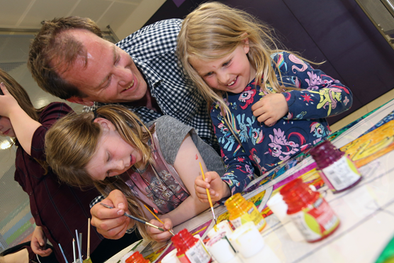 Family arts session in Newcastle. Photo credit: Newcastle library